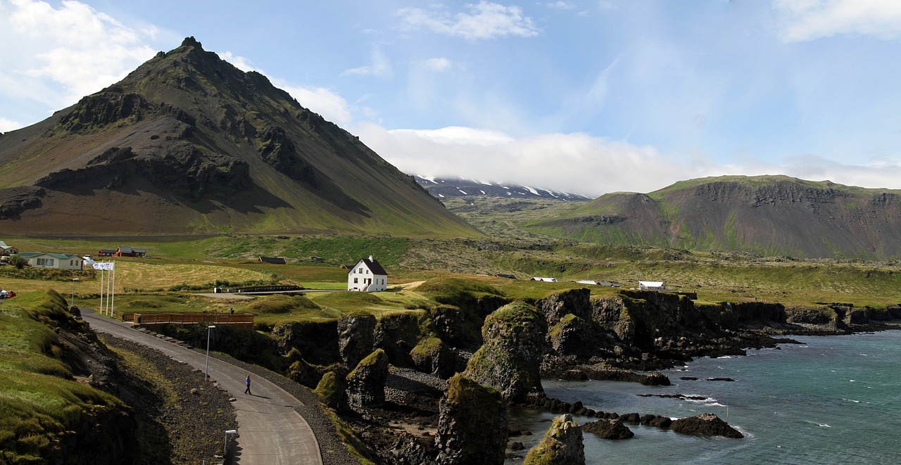 Exploring the Secluded Trails of Iceland’s Landmannalaugar